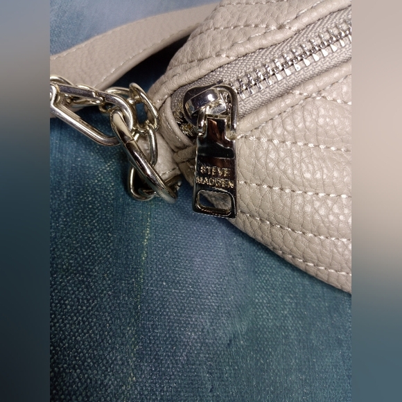 Steve Madden EUC Handbag Waist Bag Fanny Pack Pre Owned - Picture 8 of 10